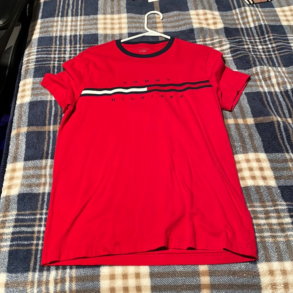 Nice tommy shirt